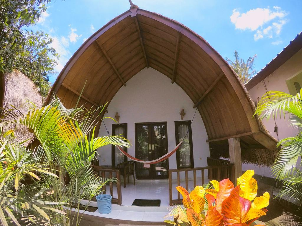 Ina Gili Guesthouse Gili Air Exterior photo